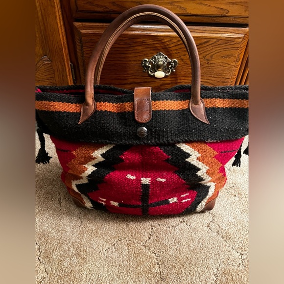 Western Artisan Red and Black Geometric Tote - Picture 6 of 11